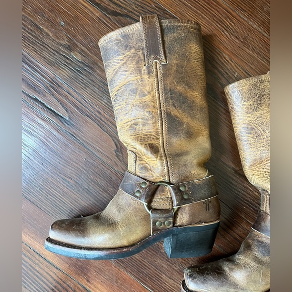 Frye brown leather harness boots distressed size 6.5 - Picture 14 of 16